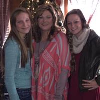 Michelle Cowden Photo 26