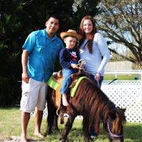 Lindsay Fernandez Photo 9