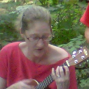 Anne Smith Photo 28