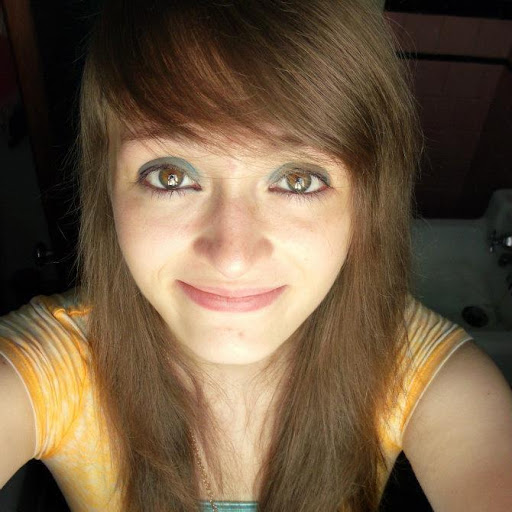 Rebecca Williams Photo 17