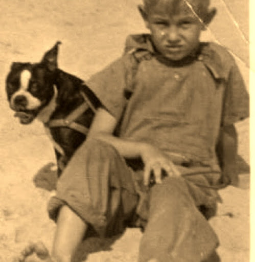 Dewey Davis Photo 42