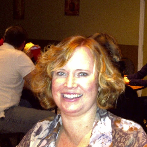 Lisa Draper Photo 11