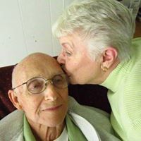 Charlotte Holland Photo 17