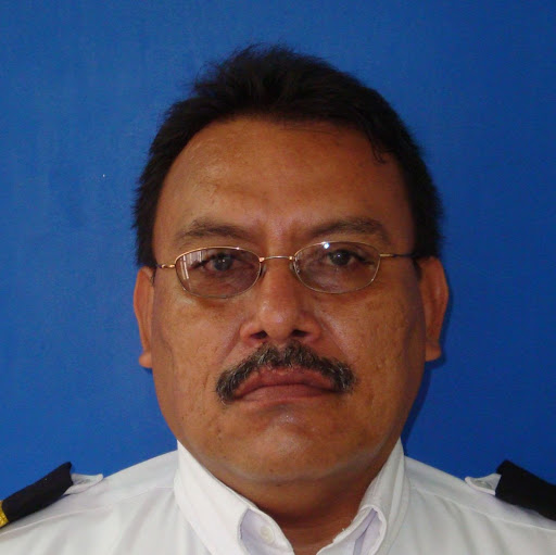 Luis Morales Photo 12