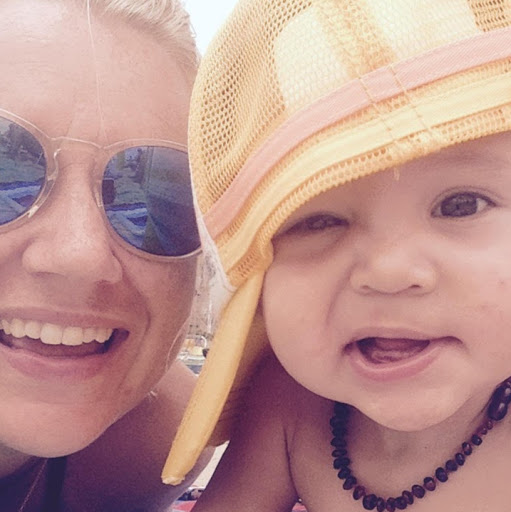 Corinne Allen Photo 17