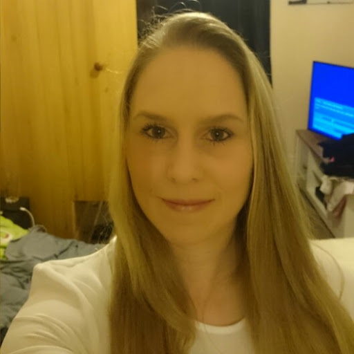 Katrina Phillips Photo 31