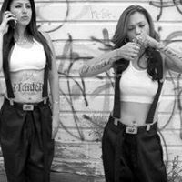 Angela Salas Photo 31