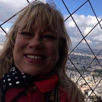 Amanda Lawrence Photo 11