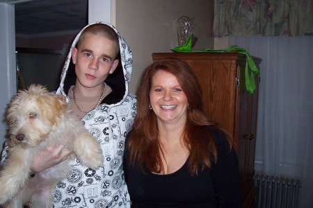 Julia Howell Photo 32