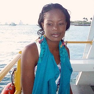 Alecia Collins Photo 7