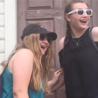 Victoria Snyder Photo 31