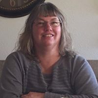 Laurie Hofer Photo 6