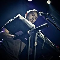 Eric Lau Photo 17