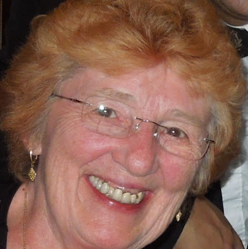 Susan Hayes Photo 37 Susan Hayes Photo 37