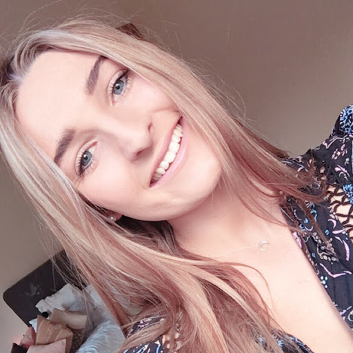 Lauren Holland Photo 23
