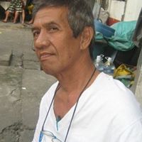 Robert Flores Photo 24