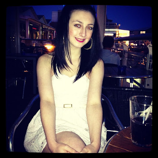 Carla Watkins Photo 10