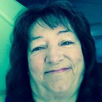 Pamela Stokes Photo 23