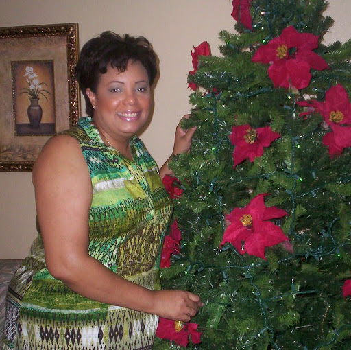 Ana Peralta Photo 18