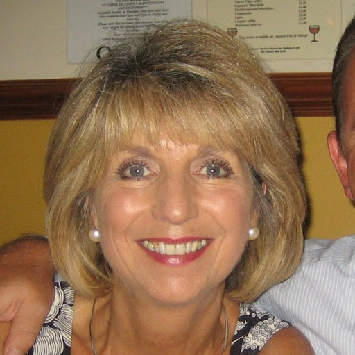 Christine Franklin Photo 34