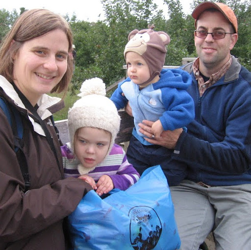 Danielle Ingram Photo 17