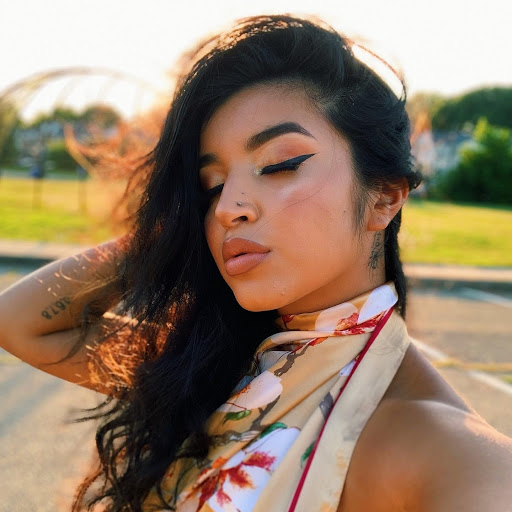 Samantha Reyes Photo 34