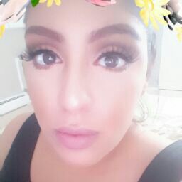 Emily Gonzalez Photo 27