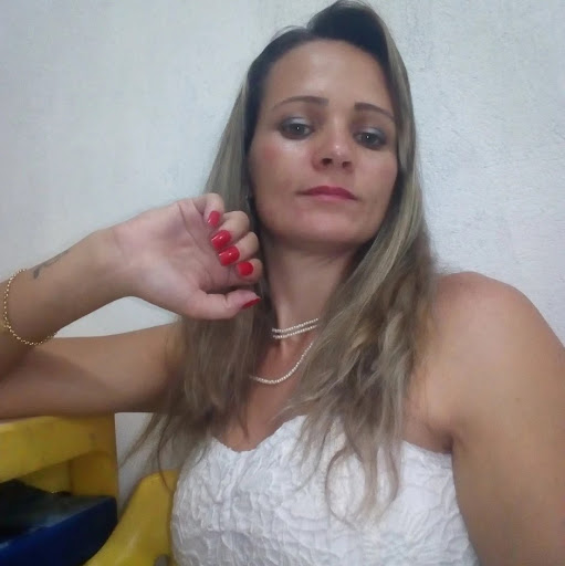 Regina Simon Photo 14