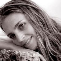 Anne Steinberg Photo 17