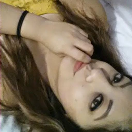 Elizabeth Anaya Photo 7