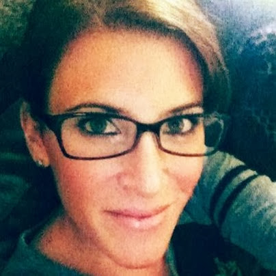 Elizabeth Chisholm Photo 7