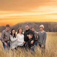 Barbara Eldridge Photo 34