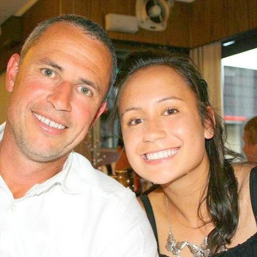 Dayna Harris Photo 4