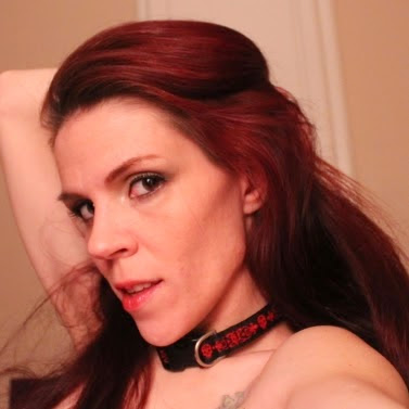 Julie North Photo 14