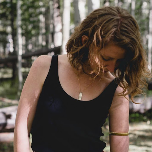 Kristen Reed Photo 37