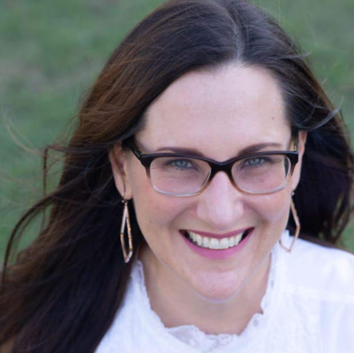 Michelle Sanderson Photo 15