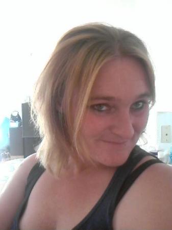 Crystal Steele Photo 24