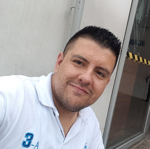 Carlos Gaviria Photo 10