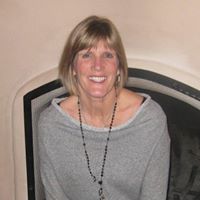 Kristin Bender Photo 15