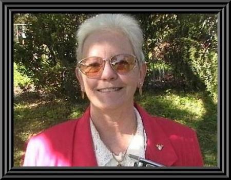 Pam English Photo 18