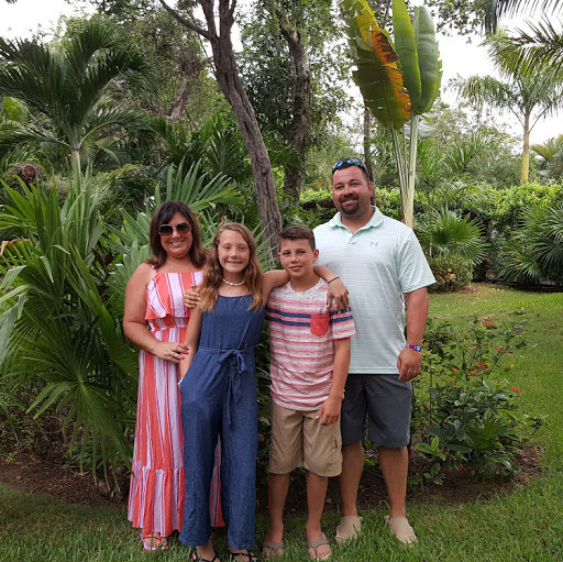 Stephanie Bledsoe Photo 22