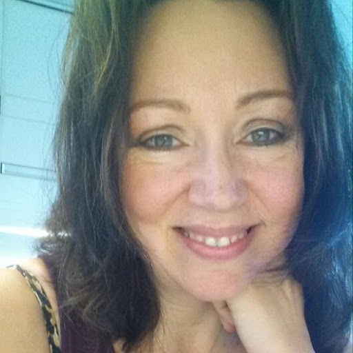 Kathleen Hardy Photo 36