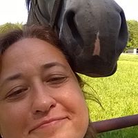 Lisa Slater Photo 44