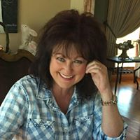 Debbie Mohr Photo 20