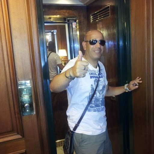 Adrian Quintana Photo 5