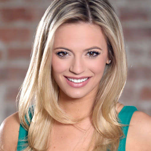 Sarah Meyer Photo 33