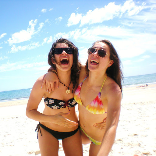 Julia Horne Photo 33