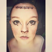 Claire Evans Photo 37