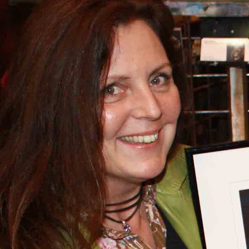 Sara Abbott Photo 18