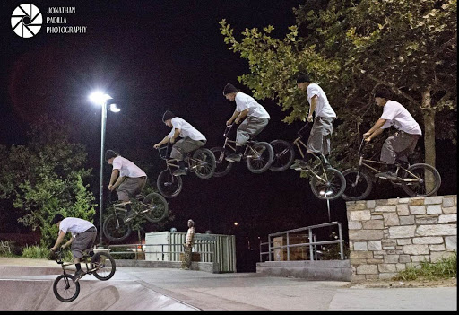 Aaron Glass Photo 10